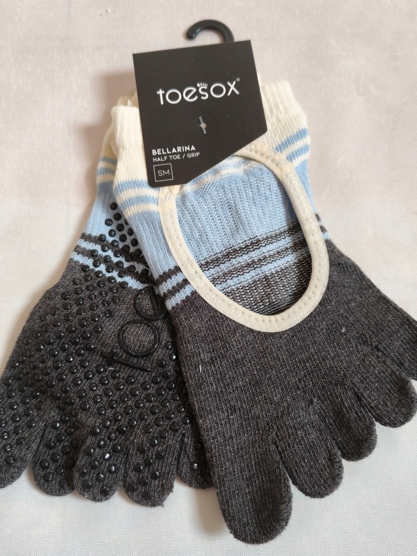 Meias de Yoga Toesox com Cinco - Pilates Yoga Wear avaliação e preço